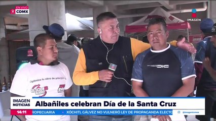 Así celebran los albañiles el Día de la Santa Cruz
