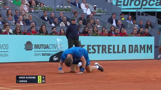 Madrid - Auger-Aliassime en finale après l'abandon de Lehecka