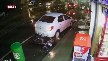Isparta’da park halinde motosiklet 3 farklı kazaya karıştı