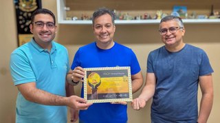 Pelo segundo ano seguido, Júnior Araújo recebe comenda de ‘Deputado Municipalista’