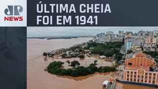 Rio Guaíba transborda e inunda Centro de Porto Alegre