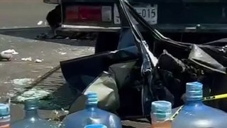 Un hombre terminó prensado tras un fuerte choque en carretera a Chapala