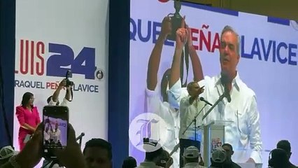 Abinader recibe apoyo de movimientos políticos