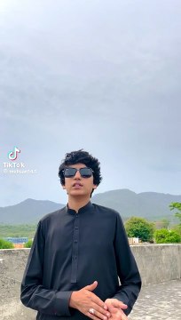 In my heart, you will always be Hoping one day you'll come back to me Here and gone in four short weeks What might have been, I had only a peek I broke your trust and I want to rewind We can go slower, it can be better, can we put this behind? Another cha