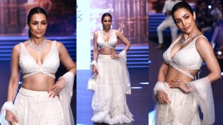 Bombay Fashion Week में Malaika Arora ने Ramp पर गिराई बिजलियां, 50 की उम्र में दिखीं बेहद Hot