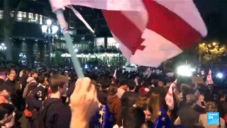 Géorgie : la mobilisation continue contre le projet de loi sur 
