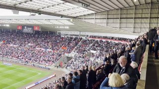 Sunderland fans pay tribute to Charlie Hurley at the Stadium of Light
