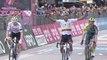 Cycling - Giro d'Italia 2024 - Jhonatan Narváez beats Tadej Pogacar on the 1st stage, Romain Bardet loses everything