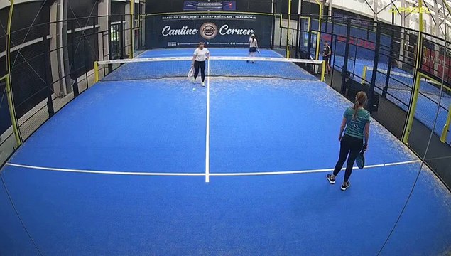 Juliette 04/05 à 15:47 - Padel Piste Cantine Corner (LeFive Marville)