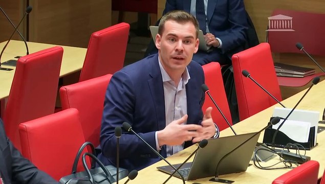 Perte de souveraineté alimentaire de la France : M. Franck Chaumès (UMIH) et Mme Julie Besse, dir juridique restauration ; Mme Carole Ly, dir de l'INAO - Lundi 6 mai 2024