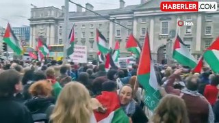 İrlanda'daki Trinity Üniversitesi'nde Filistin'e destek gösterisi