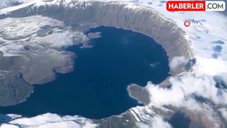Nemrut'ta Mayıs Ayında Bile 5 Metreyi Bulan Kar Tünelleri