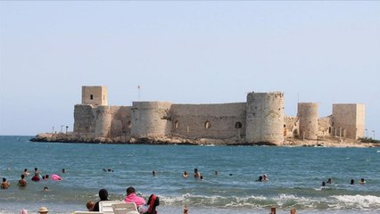 Havalar ısındı Kızkalesi'ne akın başladı!