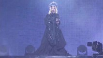 Madonna congrega a más de un millón y medio de personas en un concierto gratuito en Brasil.