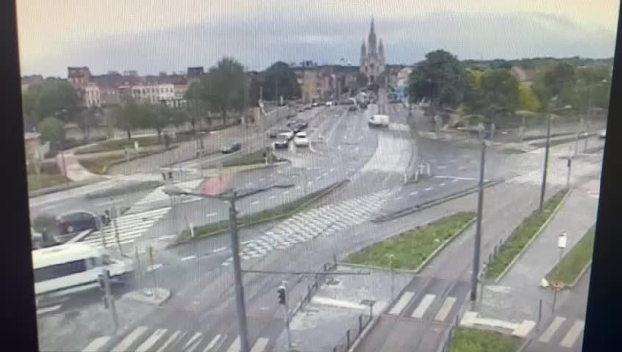 Bruxelles : accident avec un combi de police