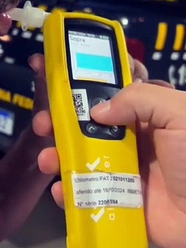 Motorista de caminhão procura PRF para denunciar briga e acaba preso por embriaguez ao volante do Paraná