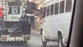 Actes d'indiscipline routière:  Un chauffeur et son apprenti arrêtés la police de Dakar