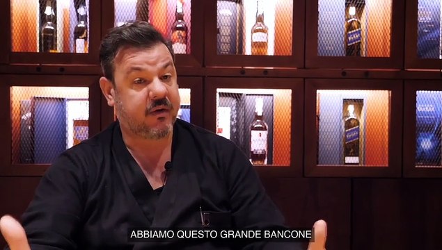 Una notte a Monti da Drink Kong, il miglior bar d'Italia. Patrick Pistolesi: «La notte mi ha dato tutto»