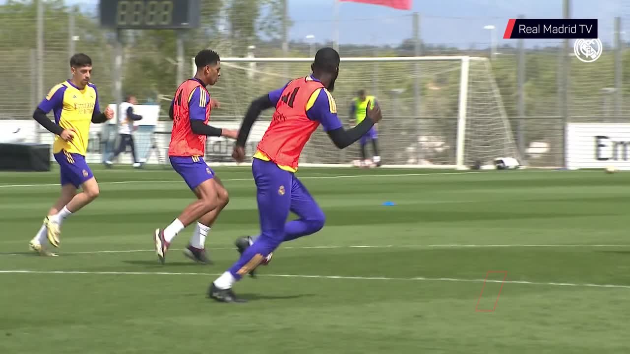 Entrenamiento del Real Madrid previo al Bayern