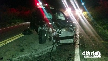 Vaca solta na BR-361 entre Piancó e Itaporanga causa acidente envolvendo dois carros e uma moto