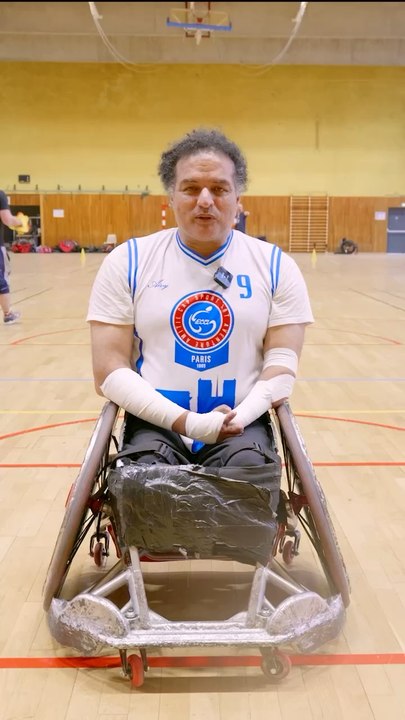 J-114 avant les jeux paralympiques ! Ali Ramdane, doctorant sur l'olympisme rencontre Ryadh Sallem, champion de France et d'Europe de handisport.