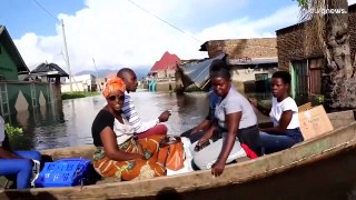 فيديو: ارتفاع حصيلة القتلى جرّاء الفيضانات والأمطار في كينيا إلى 228 شخصاً