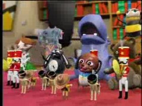 (clip)Bébé Lilly Allo Papy