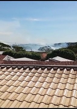 Corpo de Bombeiros combate dois incêndios ambientais neste domingo em Umuarama