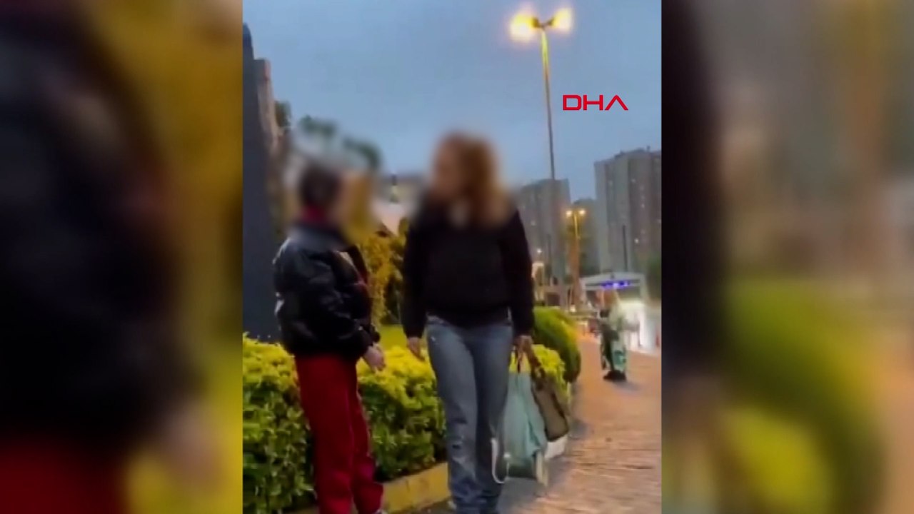 Küçükçekmece'de kızına şiddet uygulayan anneye çevredekiler tepki gösterdi; "Alın sizin olsun" dedi