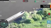 高速で移動中のロシア軍ボートがウクライナの機雷で爆発