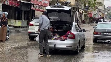 Algunas familias palestinas comienzan a evacuar Rafah ante el temor a una invasión israelí