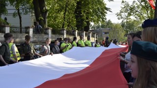 Skierniewiczanie właścicielami najdłuższej flagi w województwie