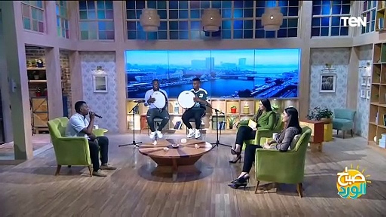 المطرب النوبي حسن محمد  يغني "ويلي م الايام يا شوق" للكينج محمد منير