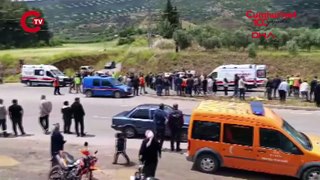 Gaziantep'te katliam gibi kaza... TIR, çarpıştığı yolcu minibüsünü biçti 8 ölü