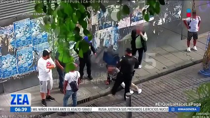 Скачать видео: Así cayó un sujeto que le disparó a un hombre en el Centro Histórico de la CDMX