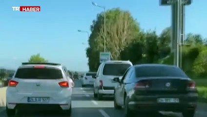 Bakırköy'de makas atan otomobil kazaya neden oldu