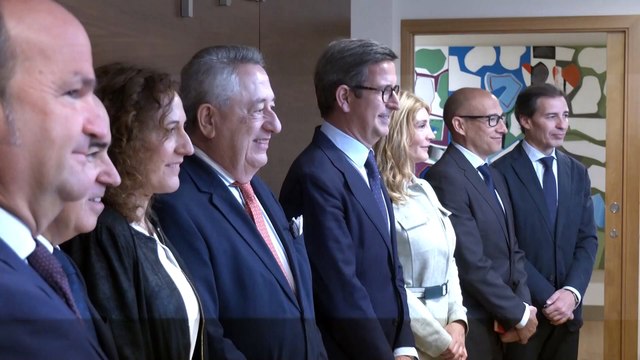 Junta y empresas alertan de falta de trabajadores en industria aun con 3 millones de parados