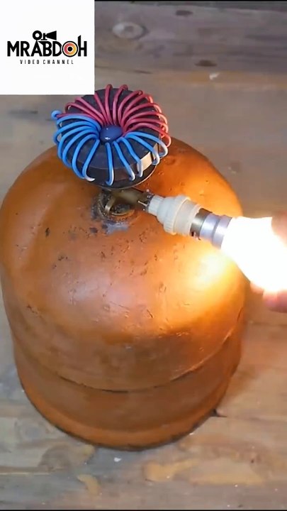 استخراج الكهرباء مجانا من قنينة الغاز ... Extracting free electricity from a gas bottle