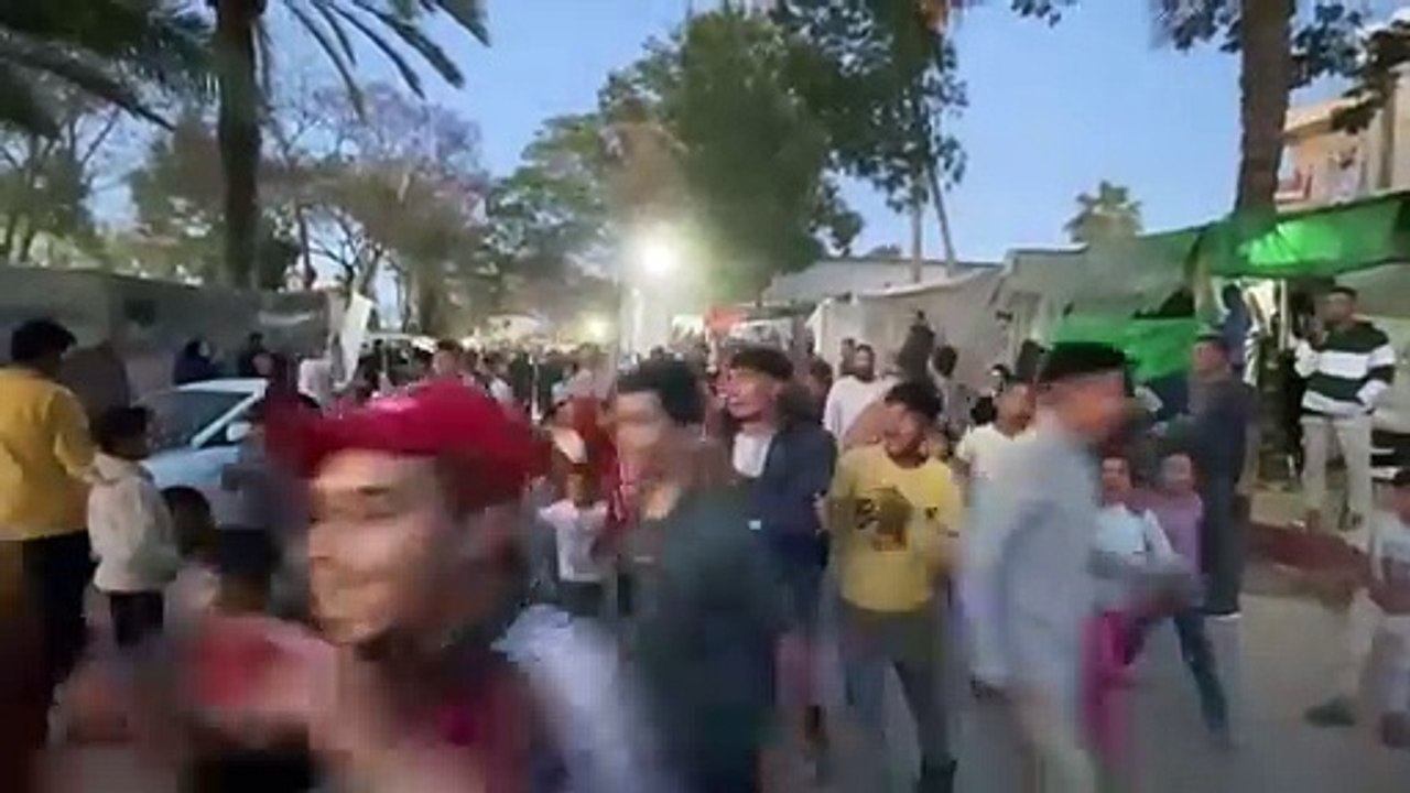 Hamas stimmt Vorschlag für Feuerpause zu - Jubel in Gaza