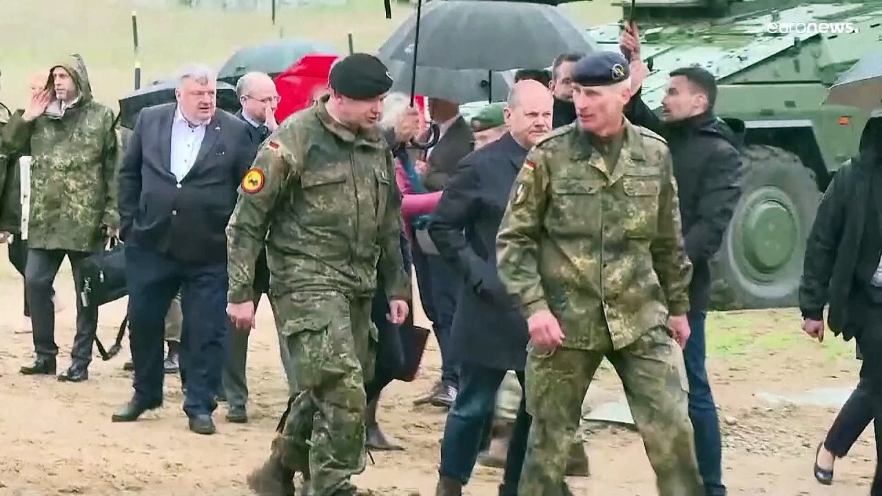 شولتس يزور القوات الألمانية في ليتوانيا ويتعهد بتقديم دعم عسكري موثوق لدول البلطيق