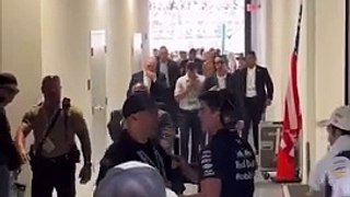 Seguridad personal de DONALD TRUMP trató de IMPEDIR EL PASO de CHECO PÉREZ en el GP DE Miami