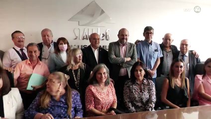 Por su innovación y liderazgo en UdeG, reconocen a Ricardo Villanueva e inauguran sala en su honor