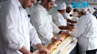 Record breaking 140m baguette baked in France