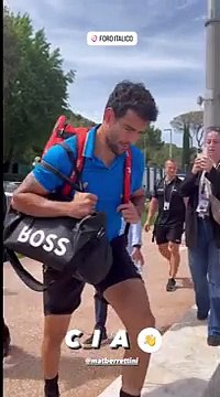 Tennis, Internazionali d'Italia: assente Sinner, show di Matteo Berrettini in allenamento al Foro Italico