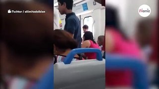 Frauchen mit Hund am Gleis: Als der Zug einfährt, trauen sie gegenüber ihren Augen nicht (Video)