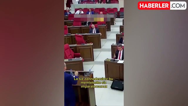 KKTC meclisinde yaşanan 'gergin' anlar izleyenleri gülümsetti: Ne bağırırsın kızma bana