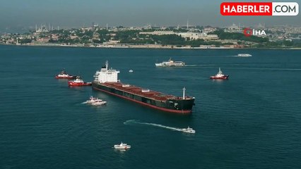 Ukrayna'dan Mısır'a seyir halindeki yük gemisi karaya oturdu