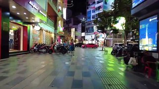 Vietnam Nightlife - Walking tour to explore the streets of Saigon - HCMC