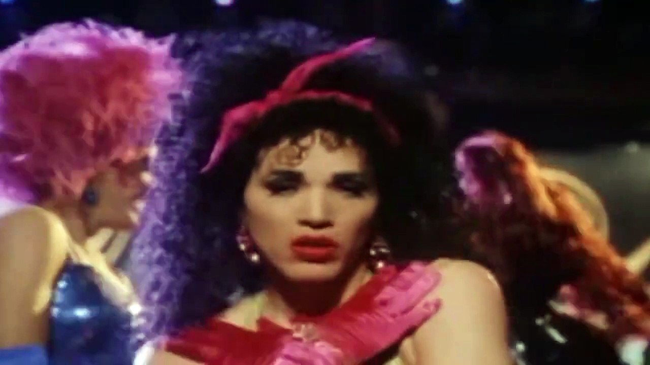 Extravagances Bande-annonce (IT)