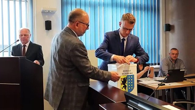 Nowa Rada Powiatu Bytowskiego zaprzysiężona 2